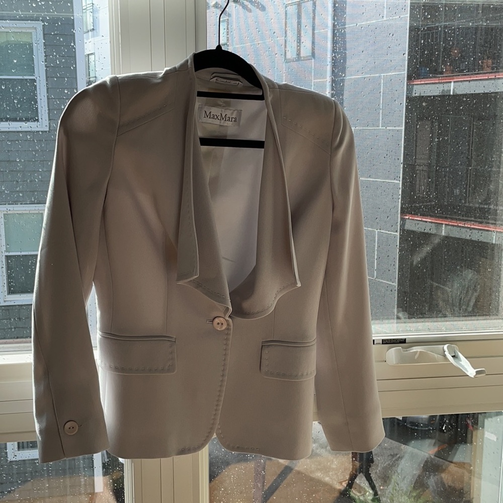 Max Mara light grey blazer - Picture 2 of 3